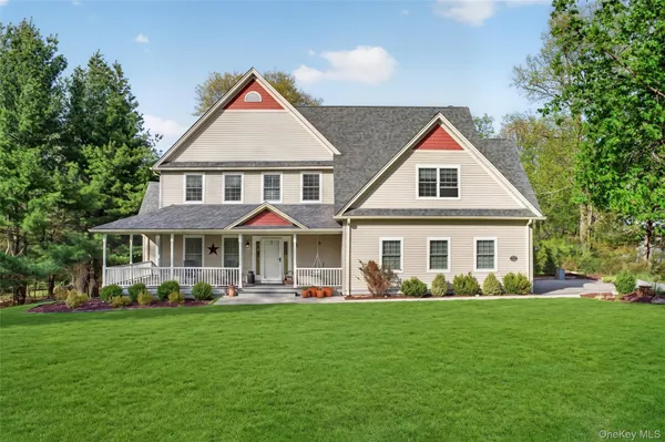 $925,000 | 31 Horizon Farms Drive, Warwick, NY 10990