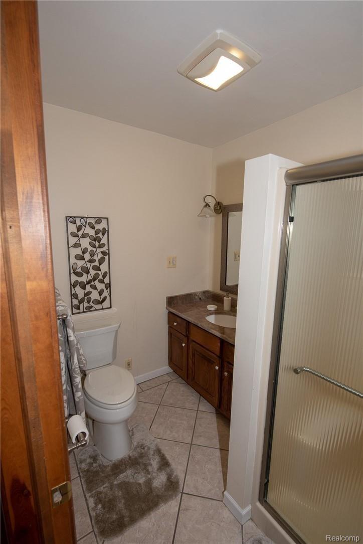 11023 Fenton Road Fenton, MI 48430 - Photo 29 of 36 _8107686.jpg