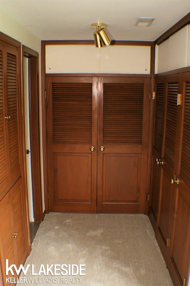 6106 Deguise Court Rochester Hills, MI 48306 - Photo 34 of 54