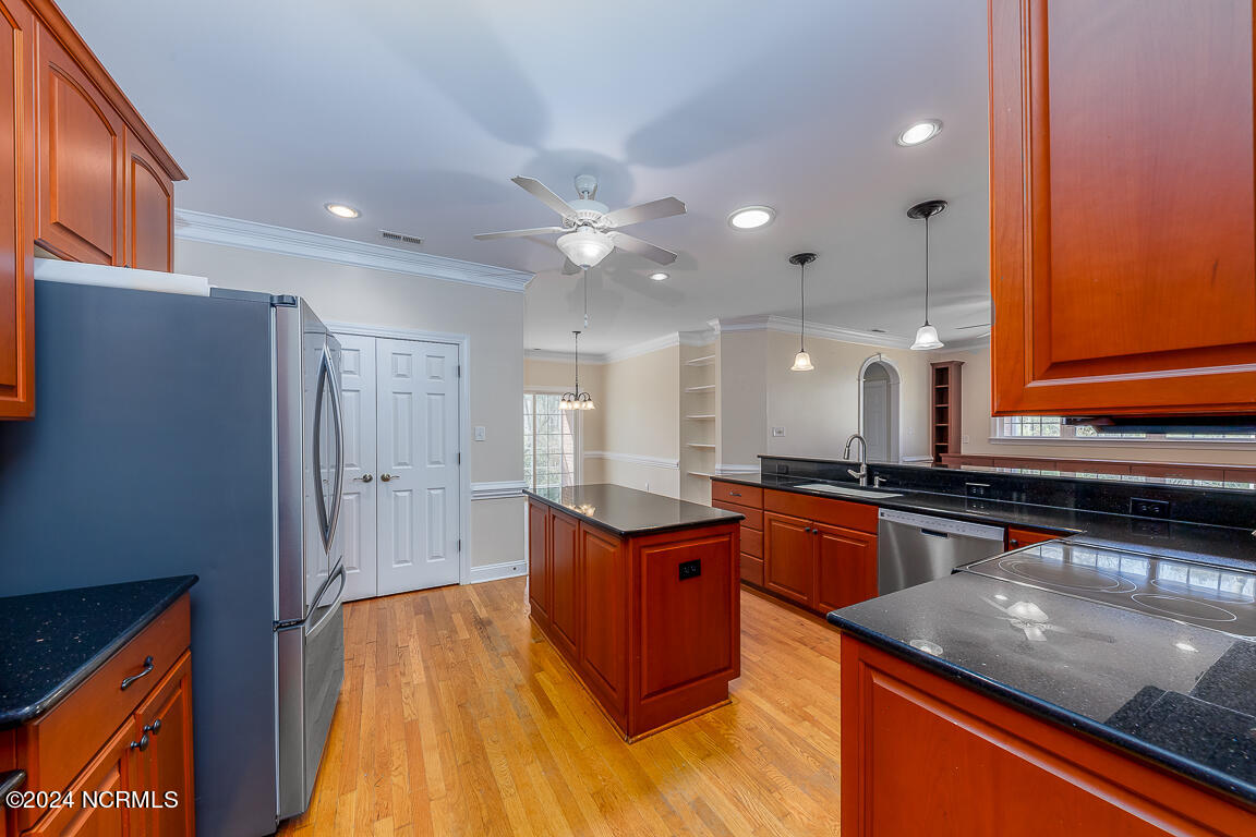 118 Lugano Road New Bern, NC 28562 - Photo 7 of 24 kitchen