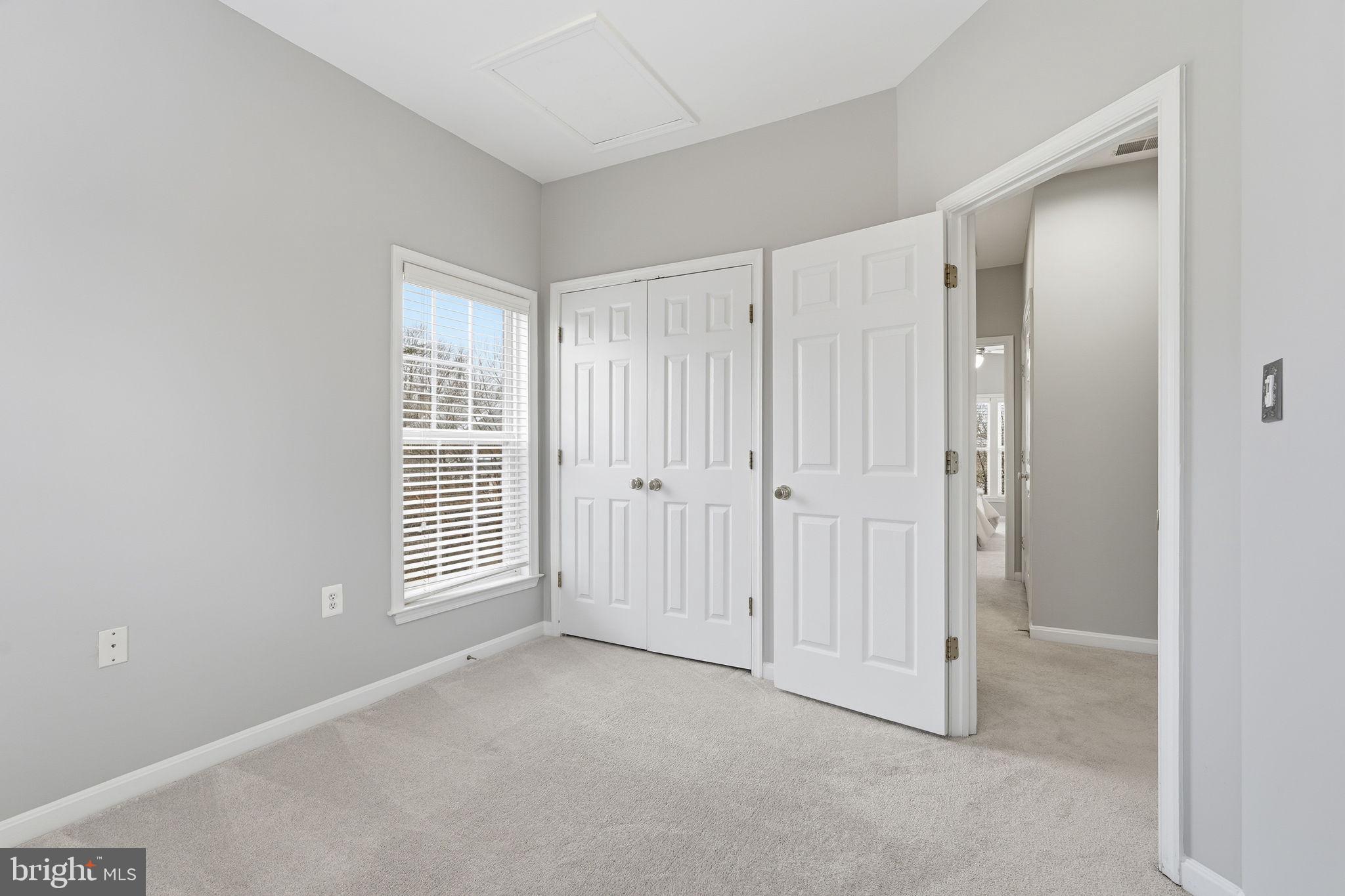 46600 Chase View Terrace Sterling, VA 20164 - Photo 22 of 38 an empty room with windows