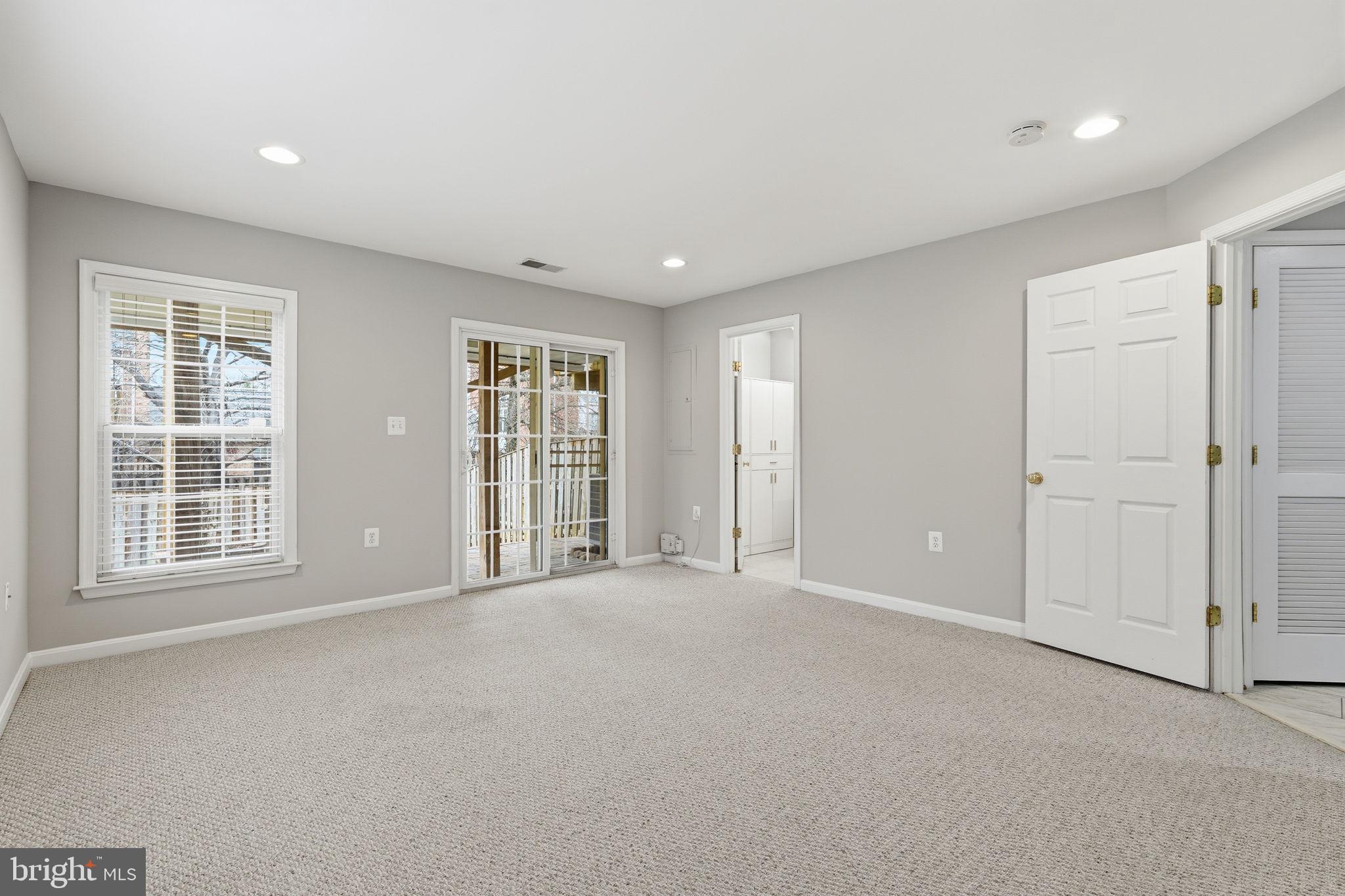 46600 Chase View Terrace Sterling, VA 20164 - Photo 26 of 38 a view of an empty room with a window