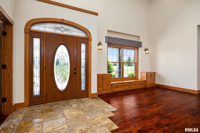 $995,000 | 2988 North 400 East Road, McLean, IL 61754