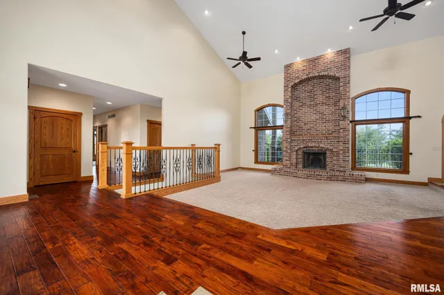 $995,000 | 2988 North 400 East Road, McLean, IL 61754