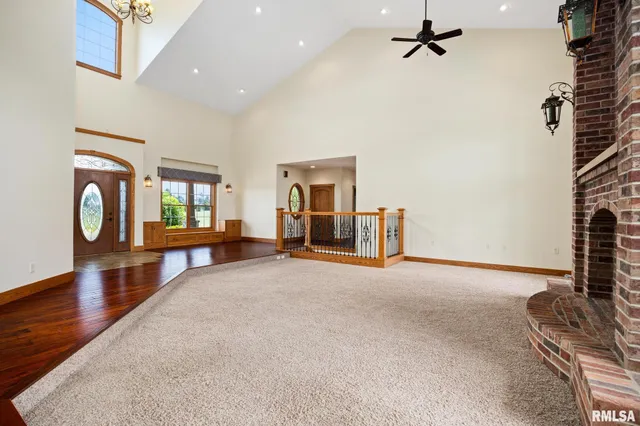 $995,000 | 2988 North 400 East Road, McLean, IL 61754