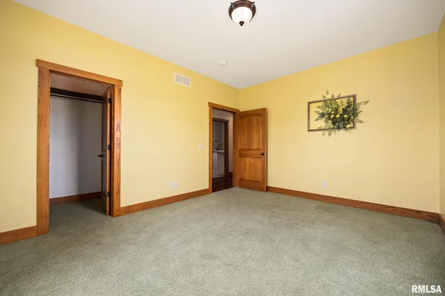 $995,000 | 2988 North 400 East Road, McLean, IL 61754