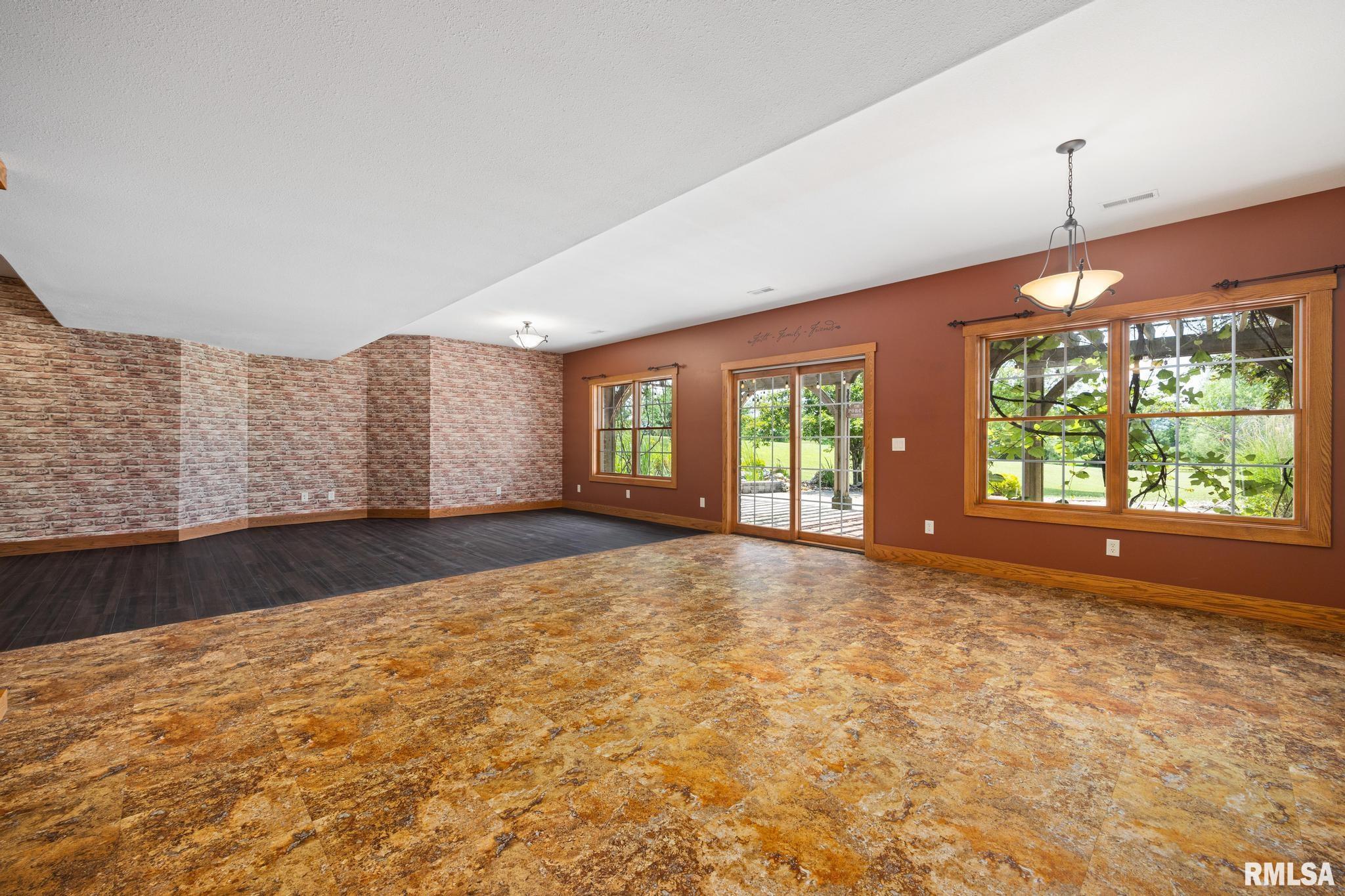 2988 North 400 East Road McLean, IL 61754 - Photo 58 of 100