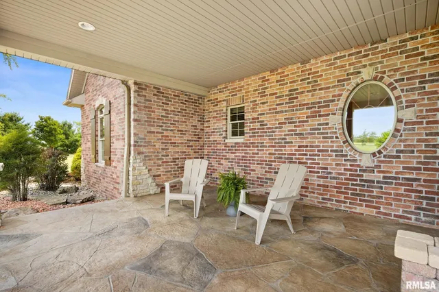 $995,000 | 2988 North 400 East Road, McLean, IL 61754