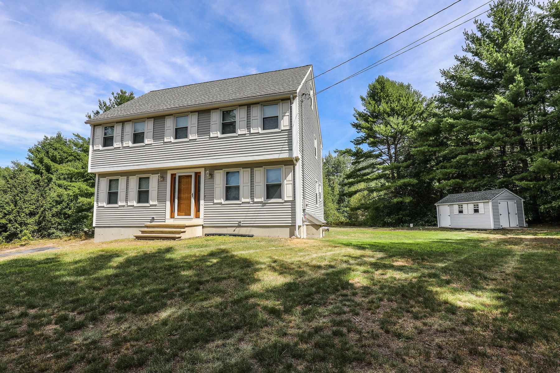 96 Tallant Road Pelham, NH 03076 - Photo 2 of 39