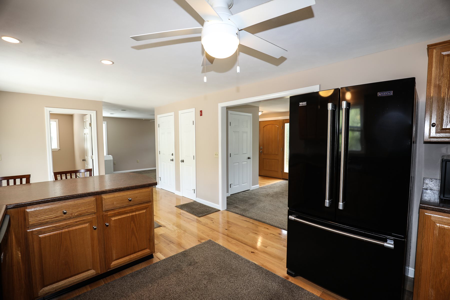 96 Tallant Road Pelham, NH 03076 - Photo 16 of 39