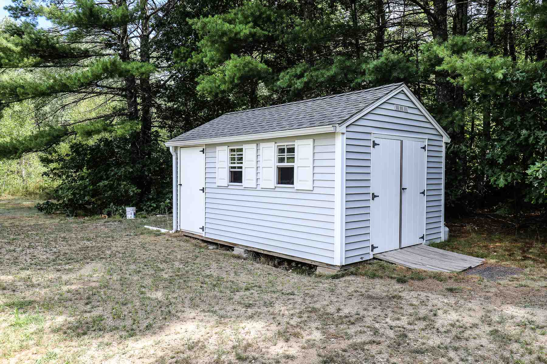 96 Tallant Road Pelham, NH 03076 - Photo 4 of 39