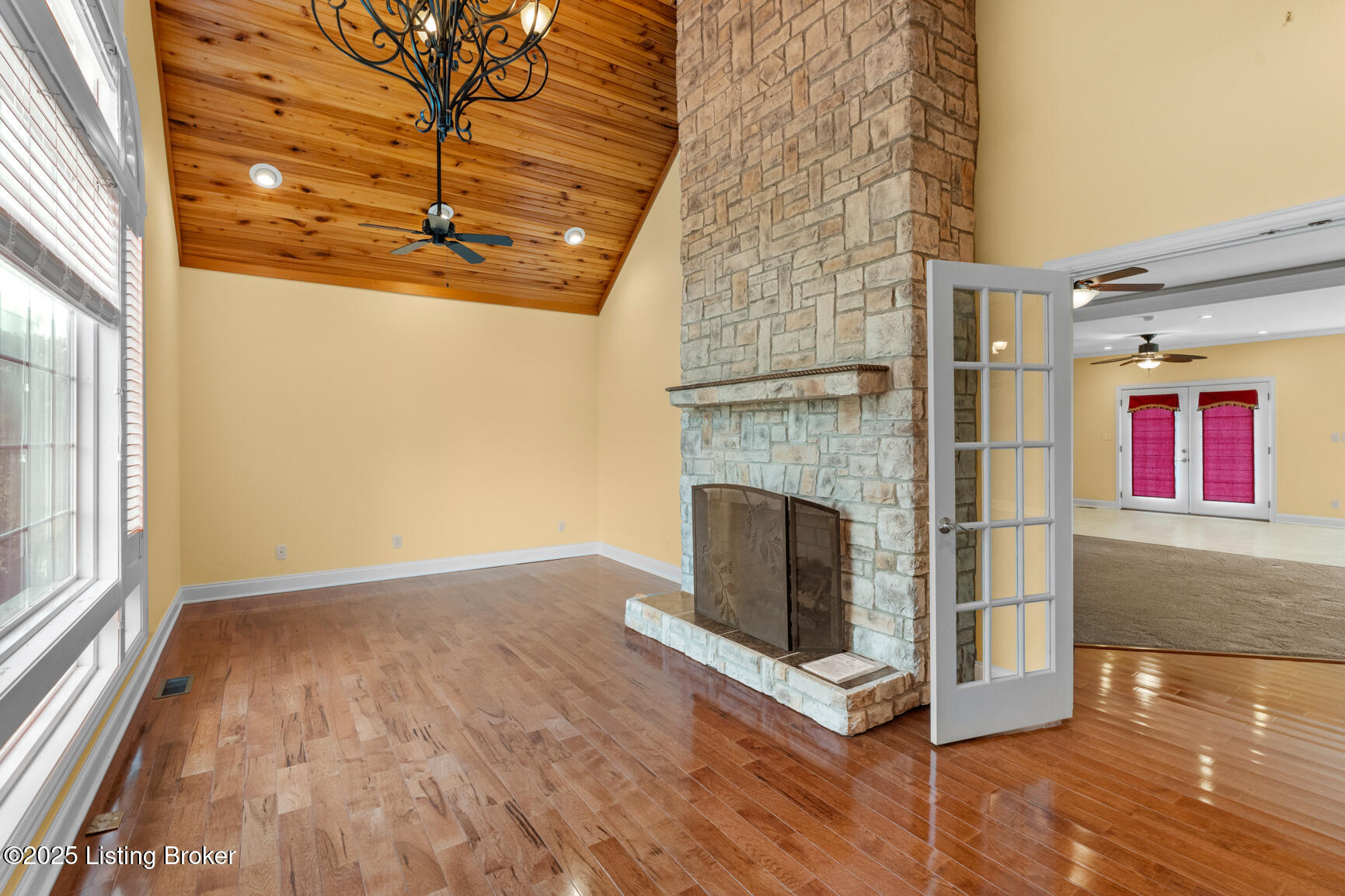 2110 Graefenburg Road Lawrenceburg, KY 40342 - Photo 12 of 55 Sun Room