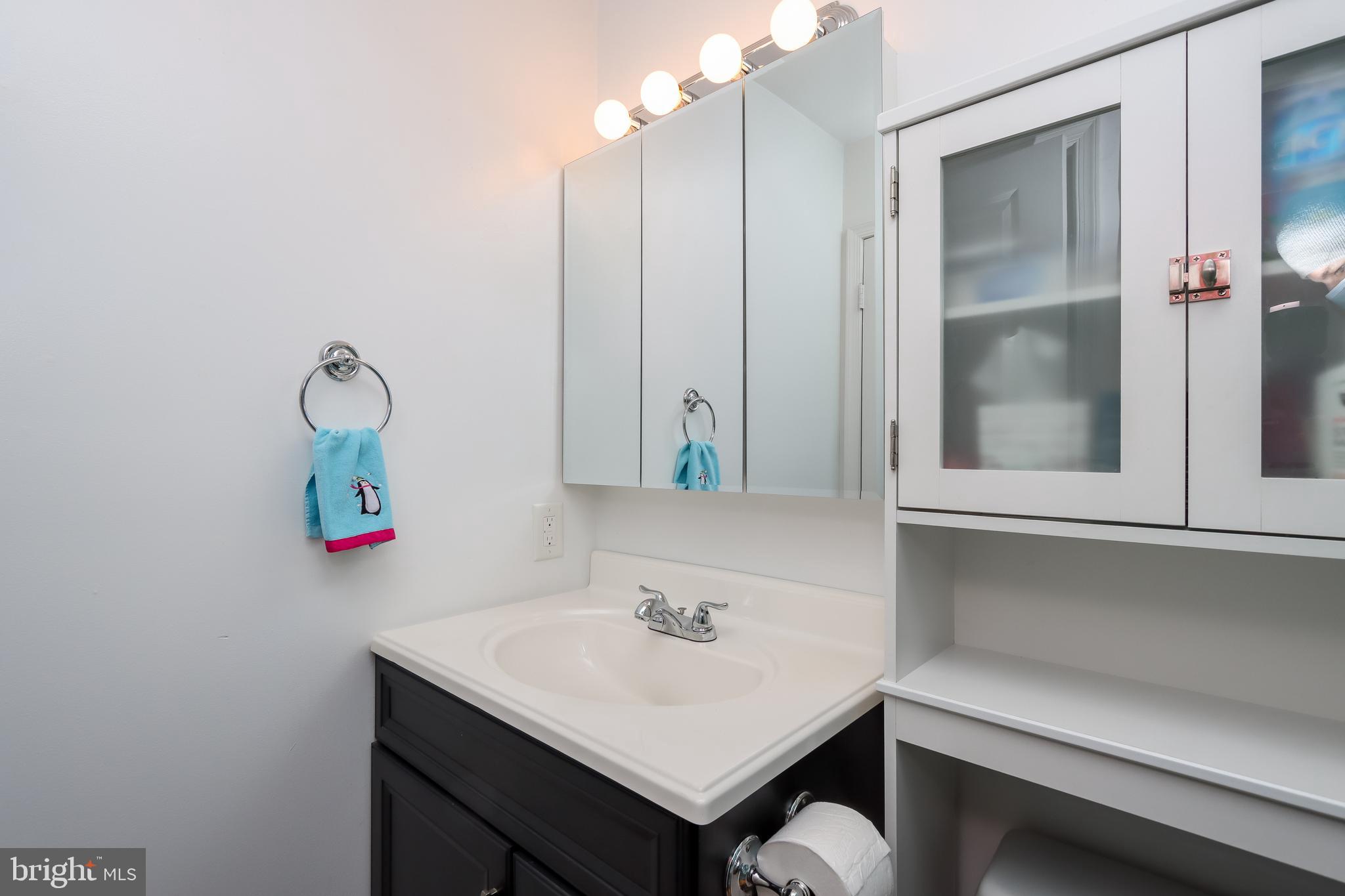 285 Hahn Road Westminster, MD 21157 - Photo 20 of 23 Full bath on upper level