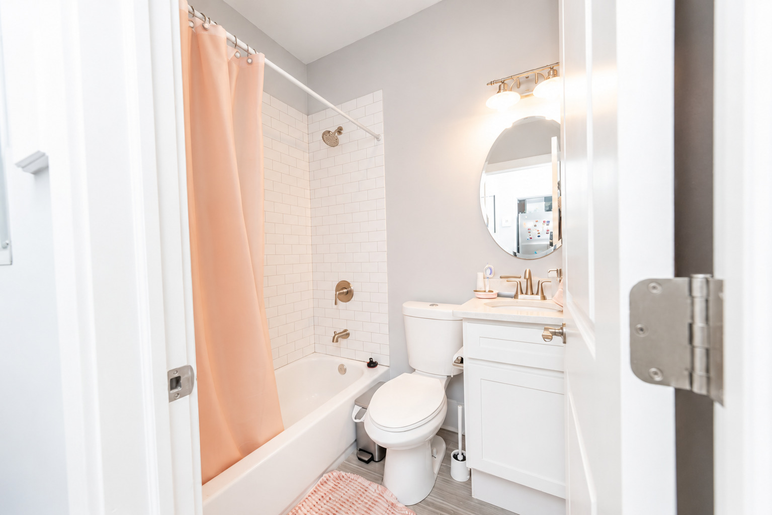 1717 South Carpenter Street, Unit 2 Chicago, IL 60608 - Photo 5 of 8