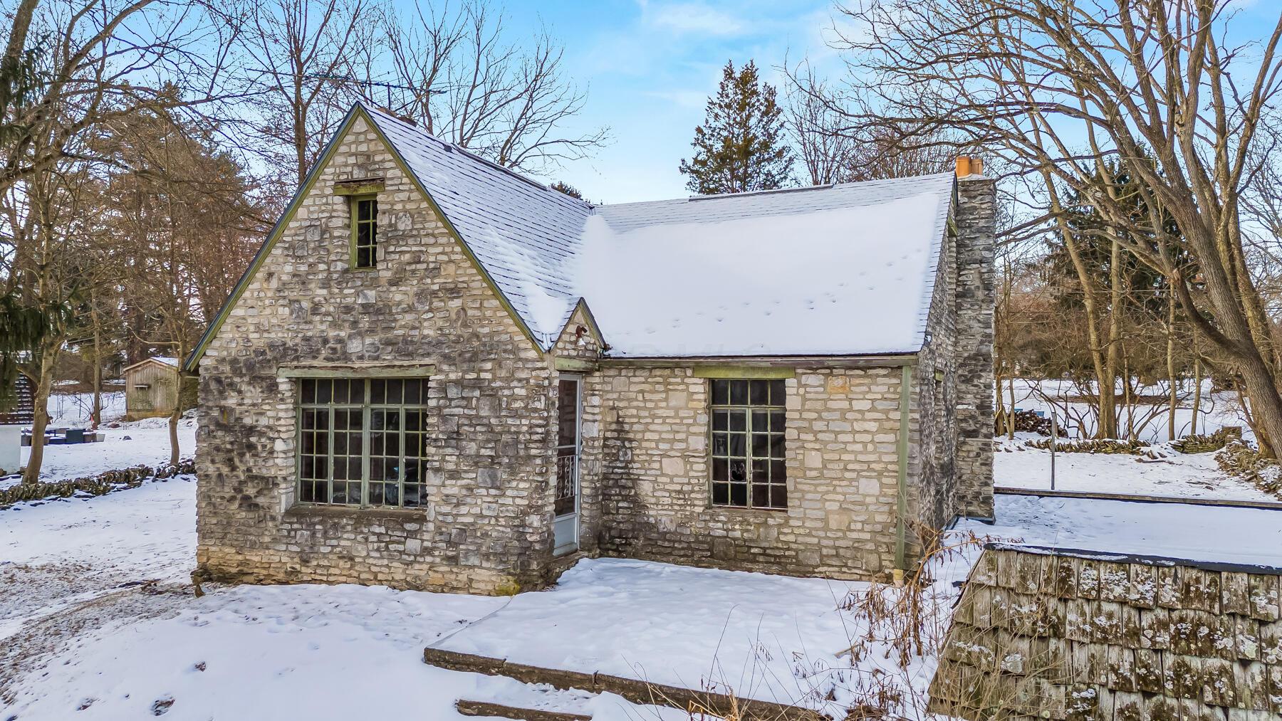 1-web-or-mls-4817 Bellann Rd-101