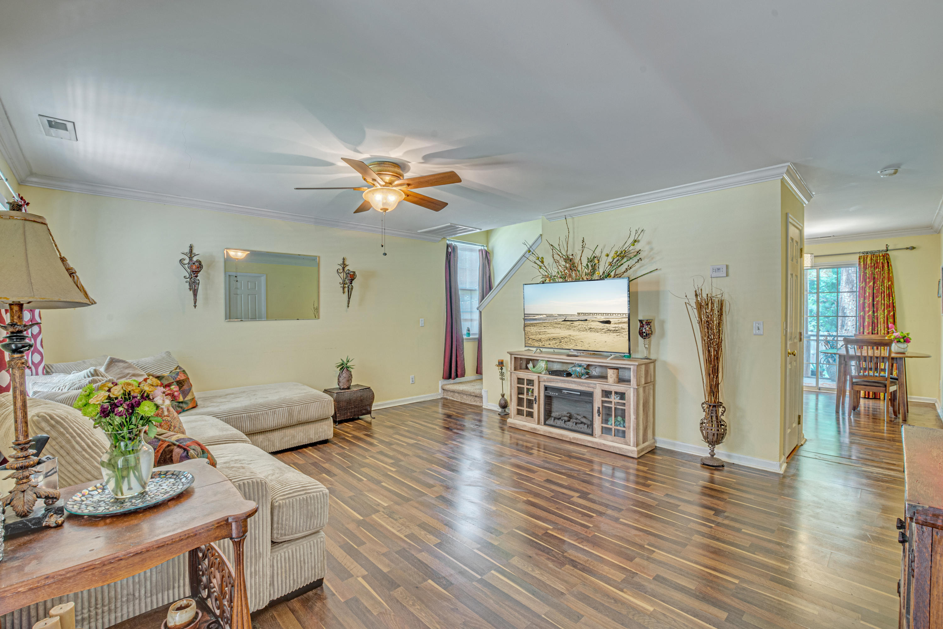 4852 Oak Leaf Road Summerville, SC 29485 - Photo 4 of 48 Great Living Room