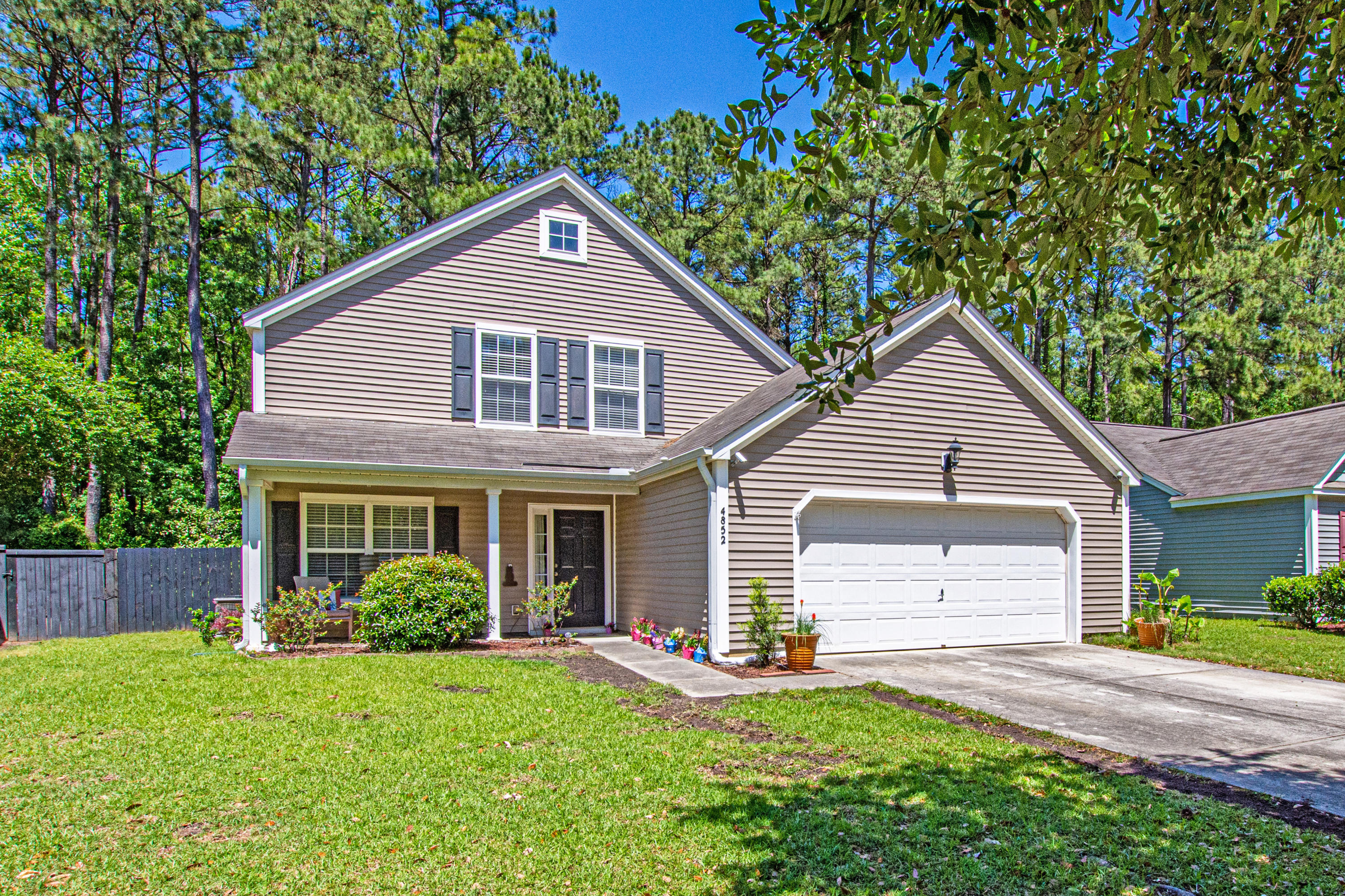 4852 Oak Leaf Road Summerville, SC 29485 - Photo 37 of 48 Homey