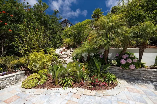 $13,750 | 1253 Vía Landeta, Palos Verdes Estates, CA 90274