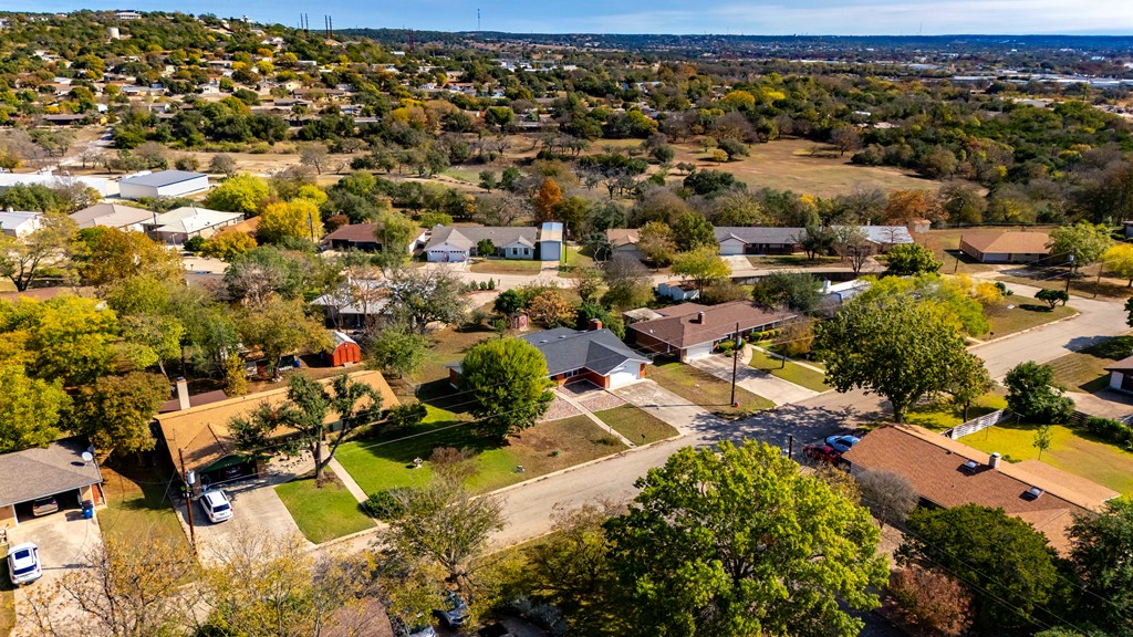 205 Wild Timber Drive Kerrville, TX 78028 - Photo 33 of 40