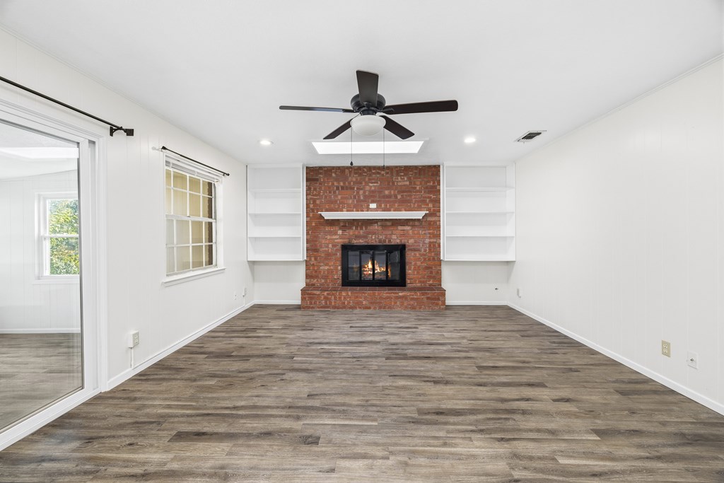 205 Wild Timber Drive Kerrville, TX 78028 - Photo 5 of 40 Family Room