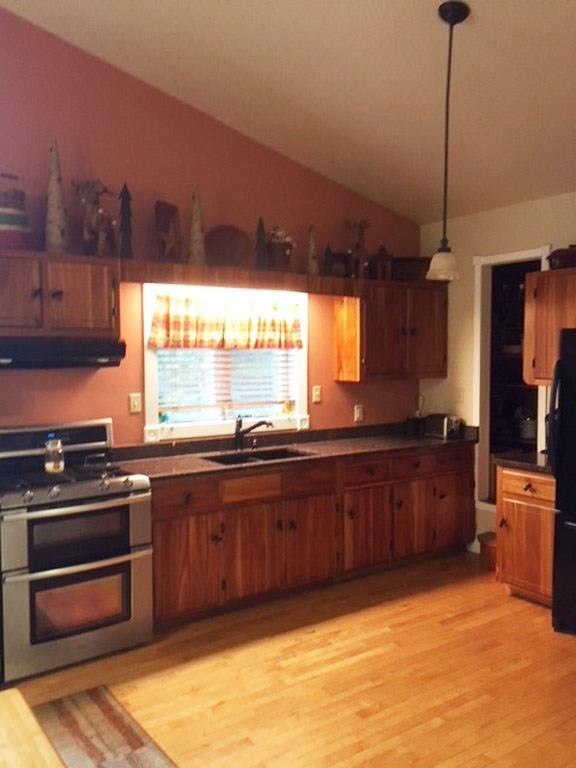133 S Road Holden, ME 04429 - Photo 3 of 28 Photo