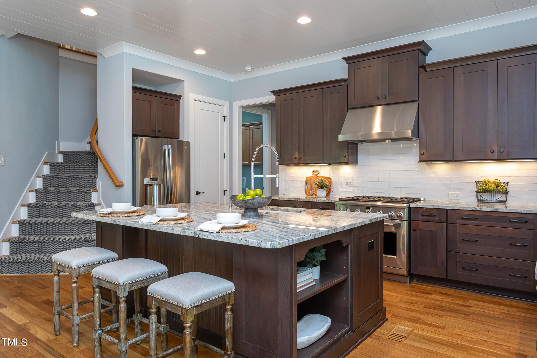 4126 Rockingham Street Raleigh, NC 27609 - Photo 10 of 60 Gourmet kitchen!