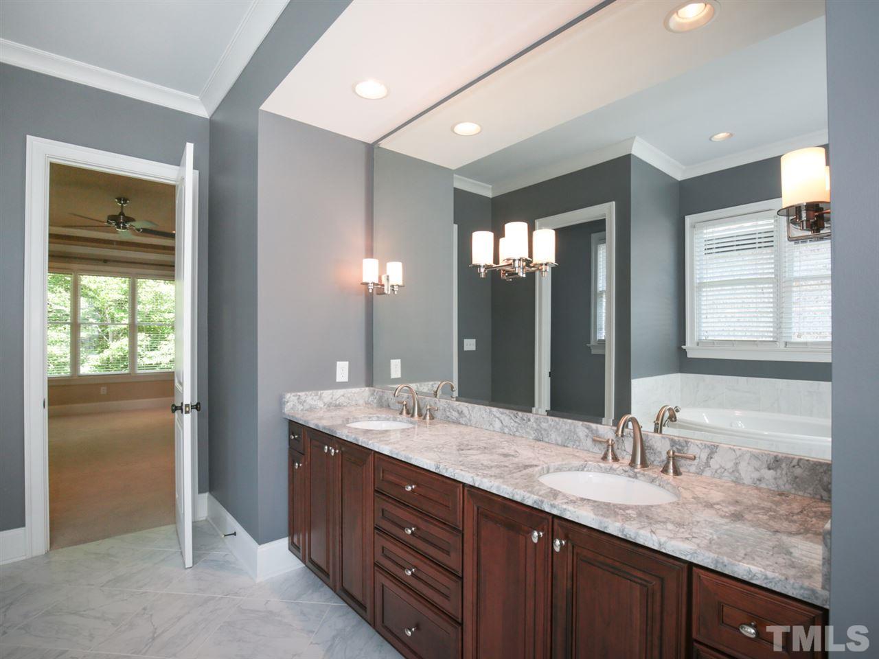 6020 Sarahcreek Court Raleigh, NC 27607 - Photo 18 of 24 Gallery Image 18