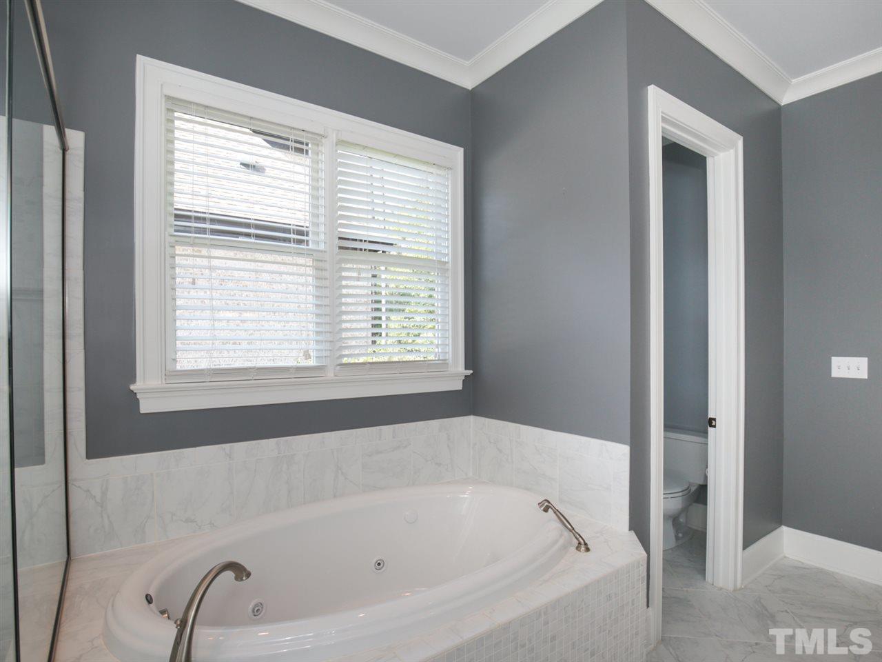 6020 Sarahcreek Court Raleigh, NC 27607 - Photo 19 of 24 Gallery Image 19