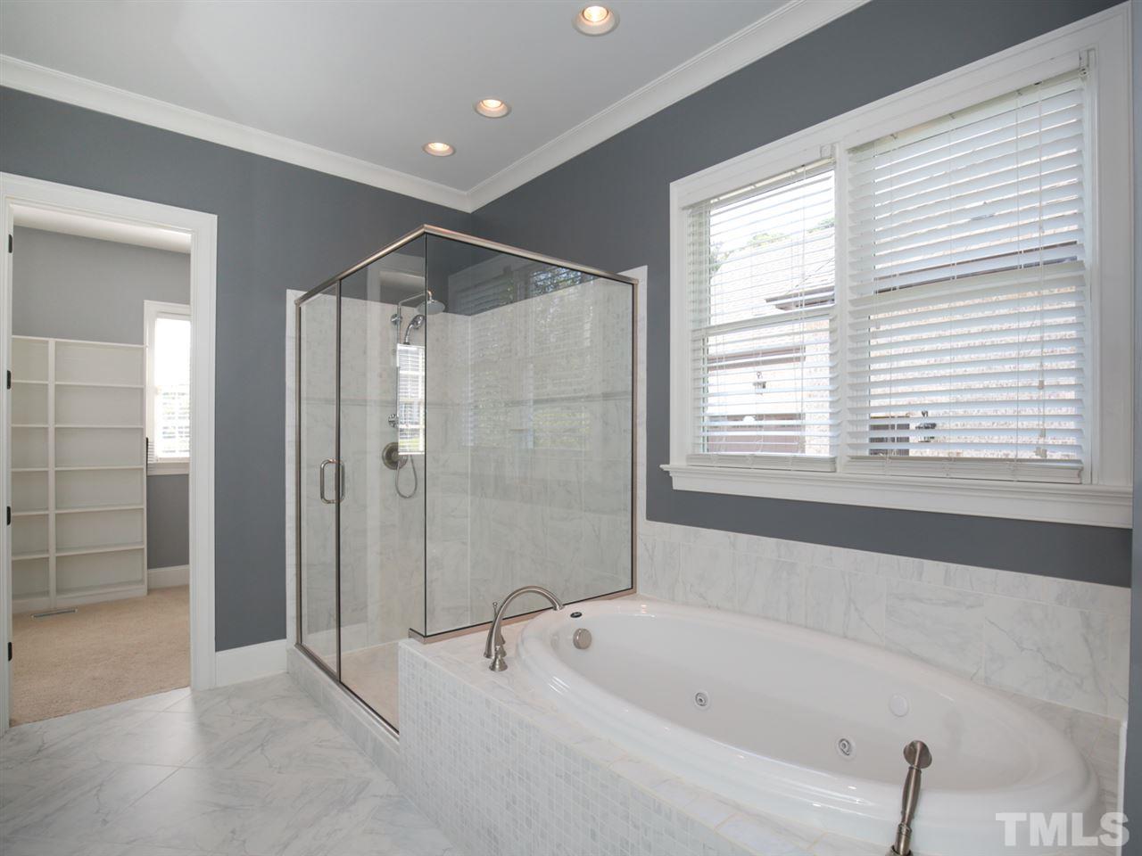 6020 Sarahcreek Court Raleigh, NC 27607 - Photo 20 of 24 Gallery Image 20