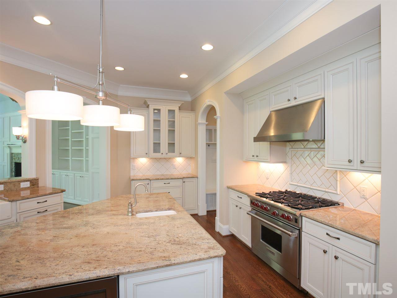 6020 Sarahcreek Court Raleigh, NC 27607 - Photo 5 of 24 Gallery Image 5