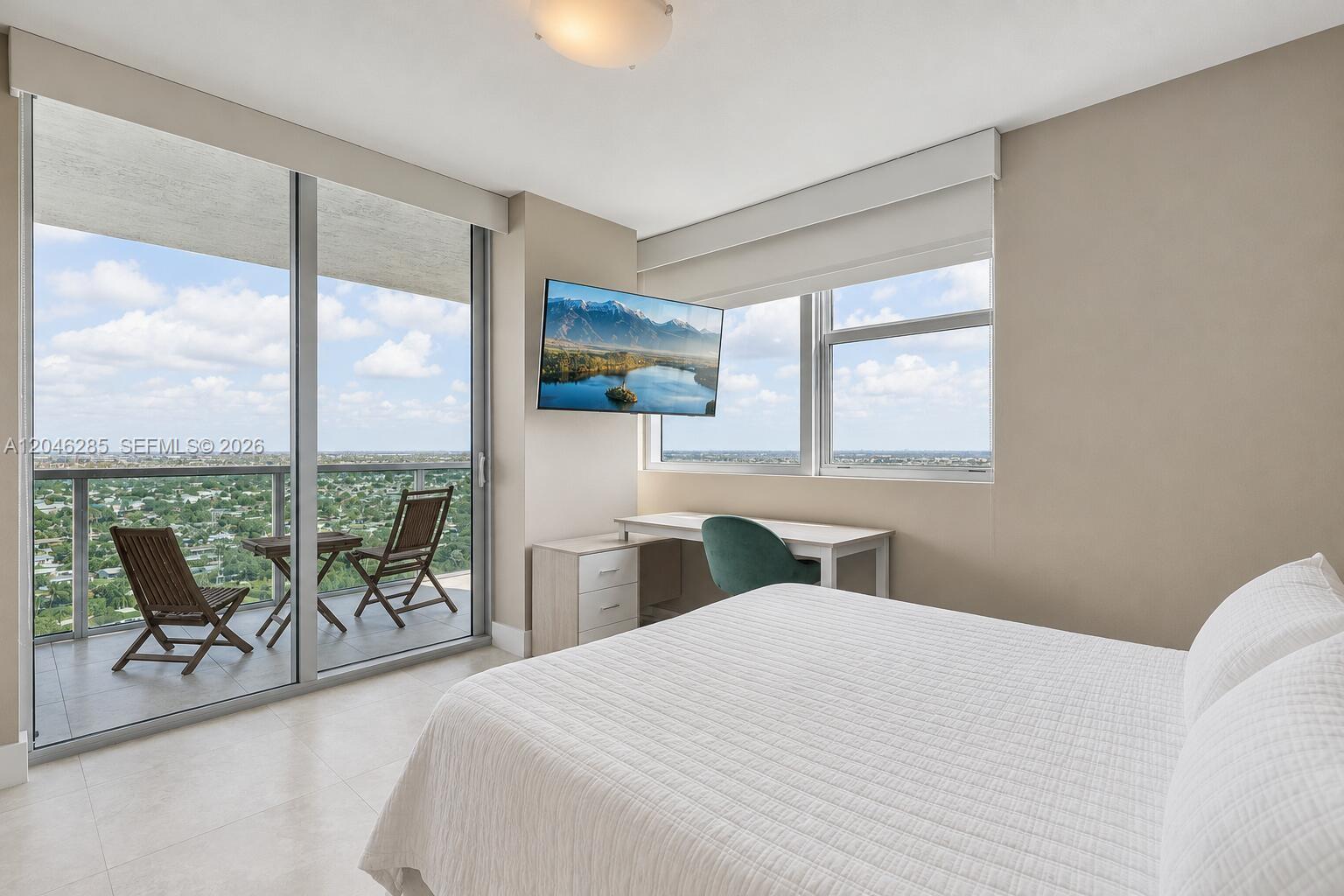 2641 North Flamingo Road, Unit 2308 Plantation, FL 33323 - Photo 15 of 39