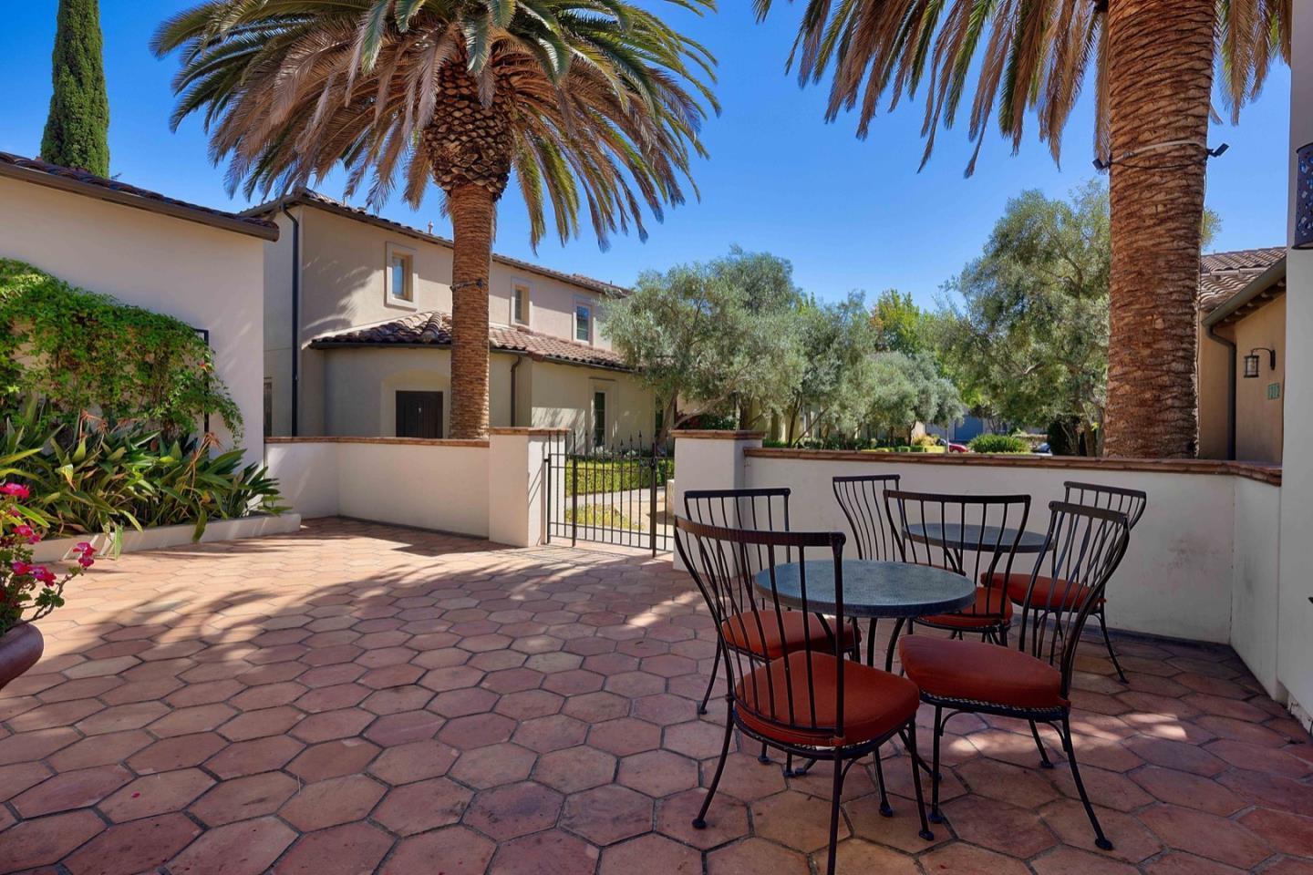 1325 Dahlia Loop San Jose, CA 95126 - Photo 31 of 31 a view of a chair and table on the patio