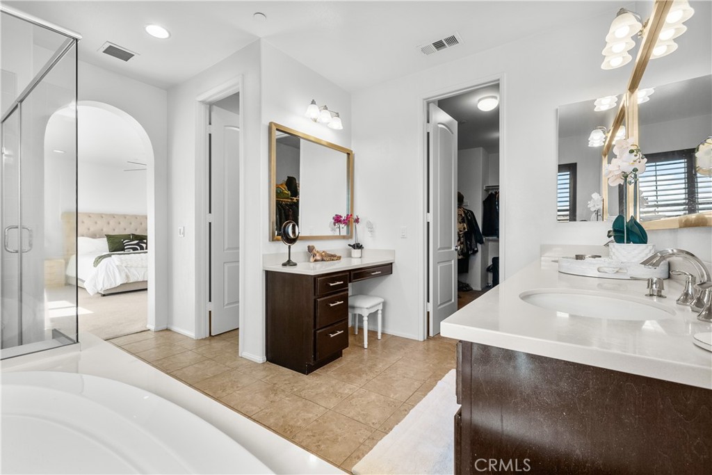 28640 Farrier Drive Valencia, CA 91354 - Photo 25 of 67