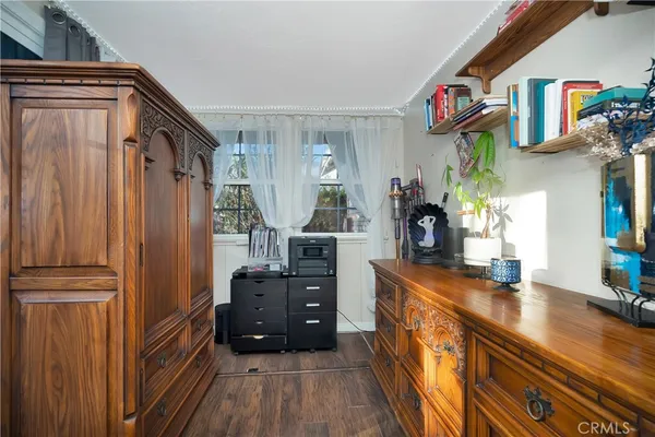 $1,099,000 | 7417 Alabama Avenue, Canoga Park, CA 91303