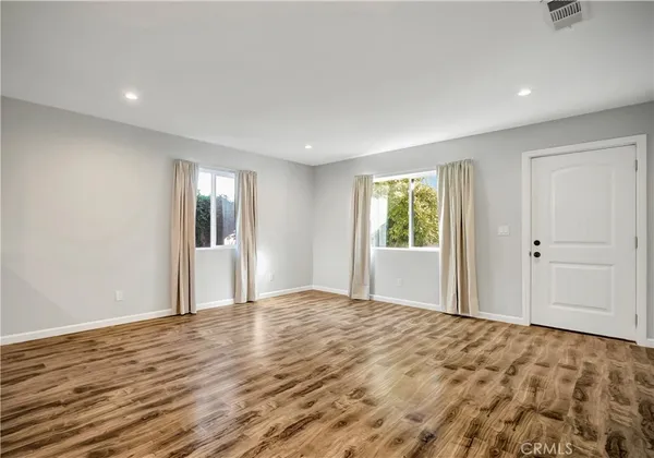 $1,099,000 | 7417 Alabama Avenue, Canoga Park, CA 91303