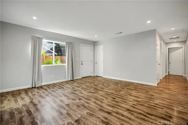 $1,099,000 | 7417 Alabama Avenue, Canoga Park, CA 91303