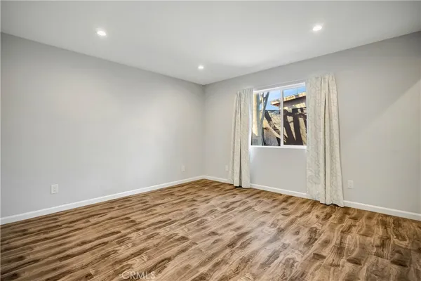 $1,099,000 | 7417 Alabama Avenue, Canoga Park, CA 91303