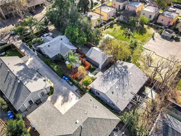 $1,099,000 | 7417 Alabama Avenue, Canoga Park, CA 91303