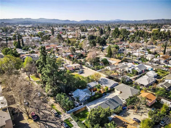 $1,099,000 | 7417 Alabama Avenue, Canoga Park, CA 91303