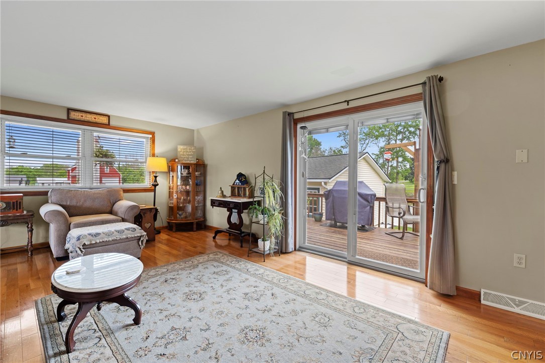 1092 Jewett Road Skaneateles, NY 13152 - Photo 21 of 42