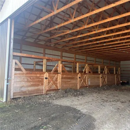 $975,000 | 811 Southwest 1171st Road, Holden, MO 64040