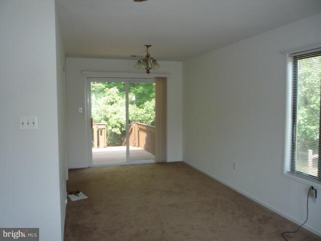 11998 Dumfries Road Manassas, VA 20112 - Photo 8 of 21 Dining Room