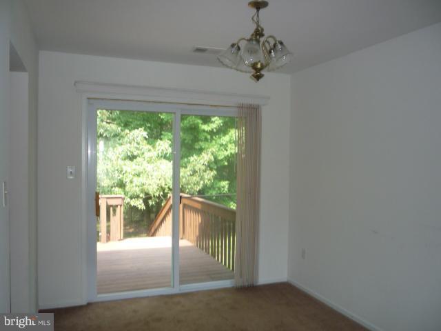 11998 Dumfries Road Manassas, VA 20112 - Photo 9 of 21 Dining Room