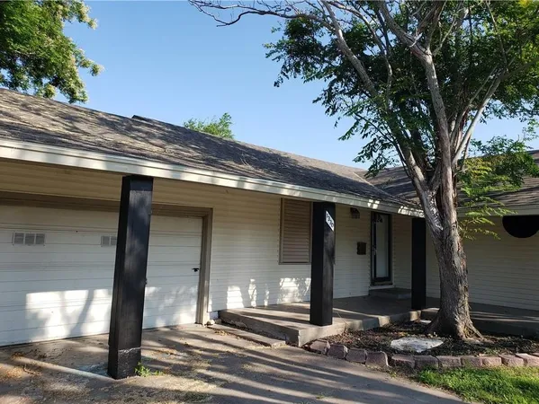 $1,650 | 1330 Florida Avenue, Corpus Christi, TX 78415