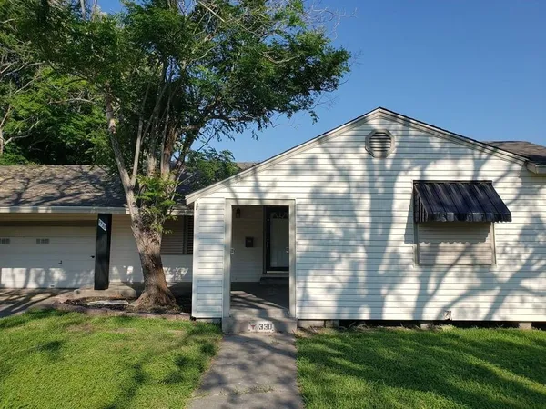 $1,650 | 1330 Florida Avenue, Corpus Christi, TX 78415
