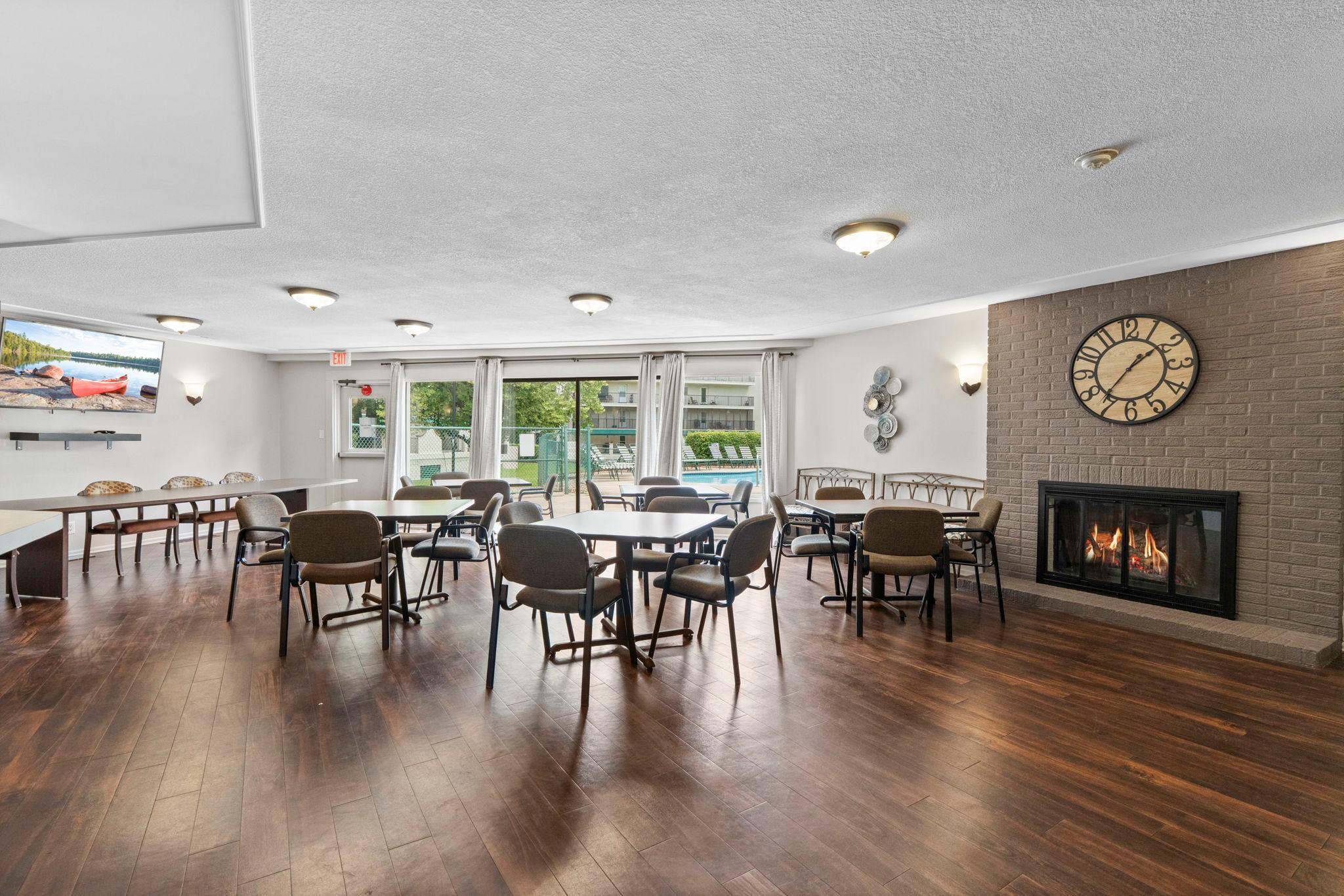 10411 Cedar Lake Road, Unit 419 Minnetonka, MN 55305 - Photo 39 of 58