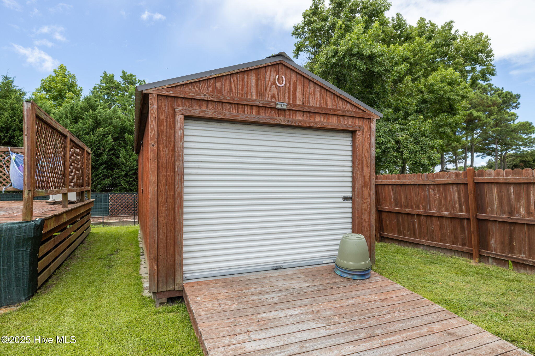 1815 Paulette Road Morehead City, NC 28557 - Photo 40 of 54 Deattached Garage