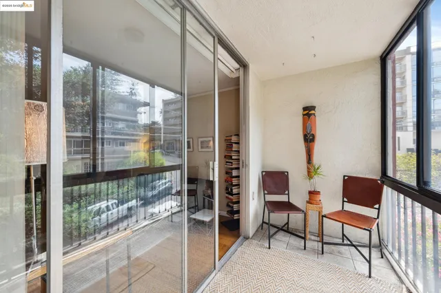 $350,000 | 250 Whitmore Street, Oakland, CA 94611