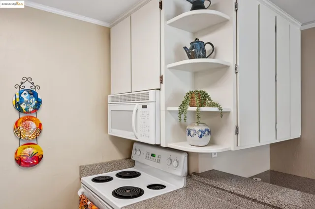 $350,000 | 250 Whitmore Street, Oakland, CA 94611