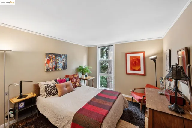 $350,000 | 250 Whitmore Street, Oakland, CA 94611